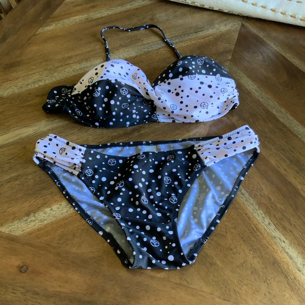 BIKINI